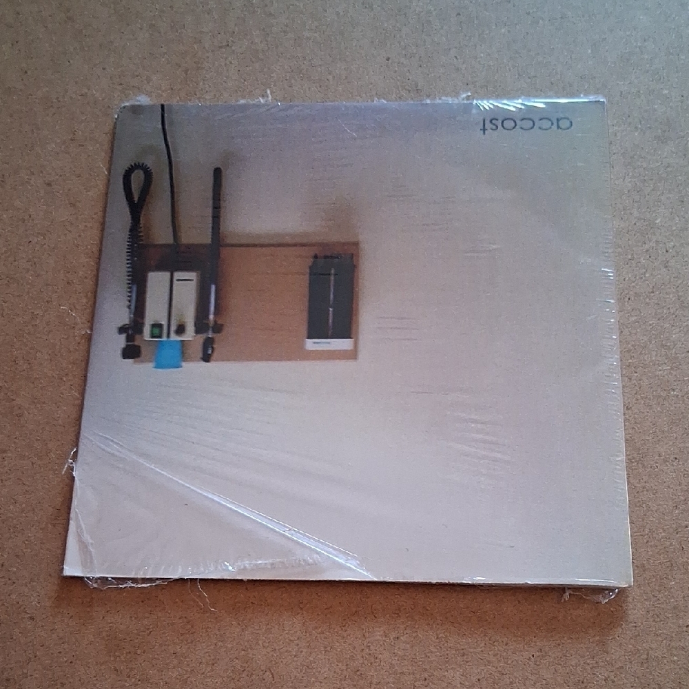 Accost CD - Medical Wall Mount Unit - Picture 3 of 7